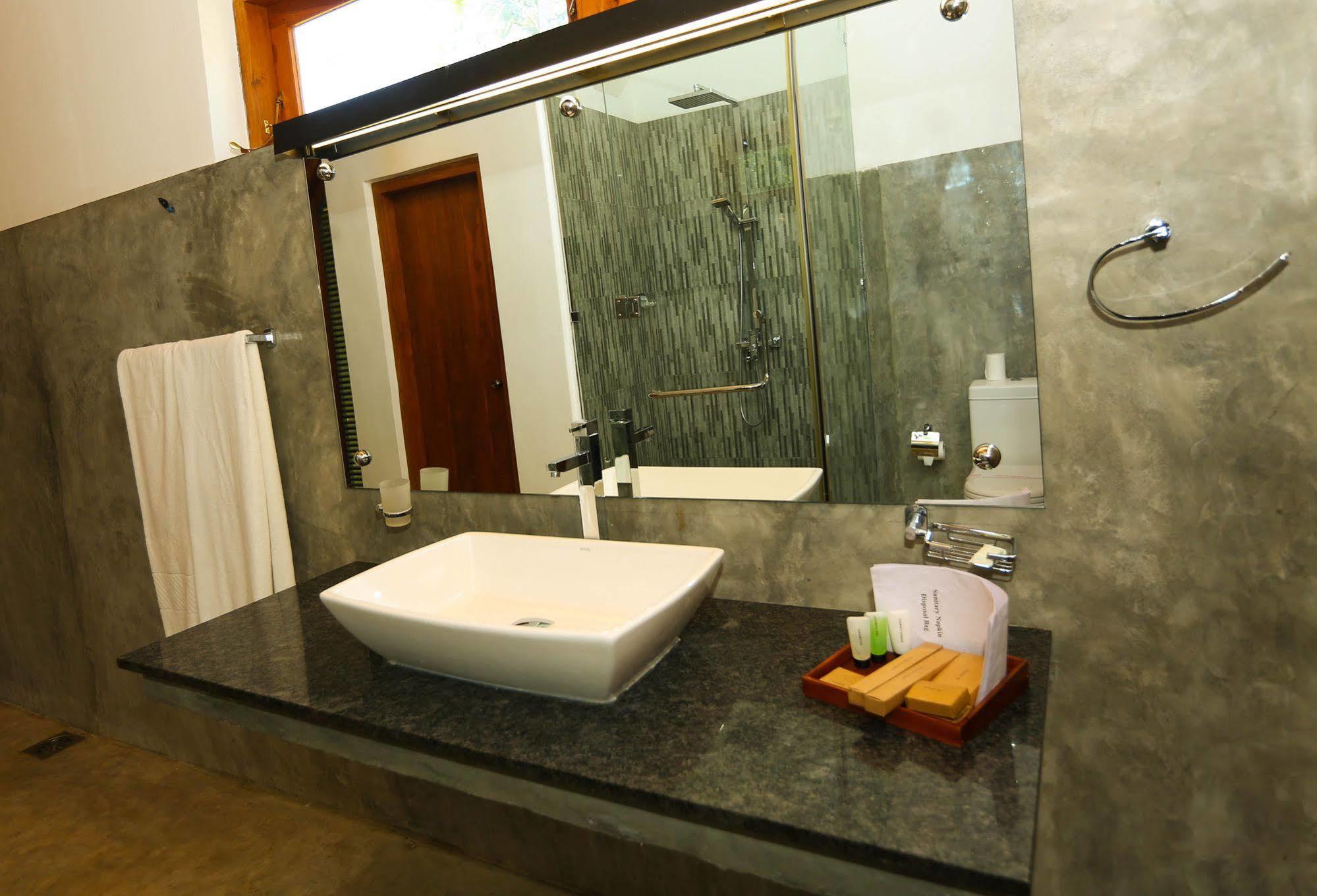 Miracle Resorts & Villas Polonnaruwa Exterior foto